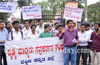 TV journalists organise protest against   arrest of TV9 reporters
